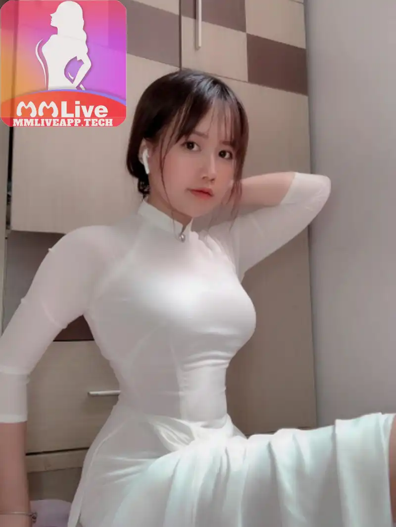 Ảnh gái xinh mặc áo dài sexy xinh đẹp