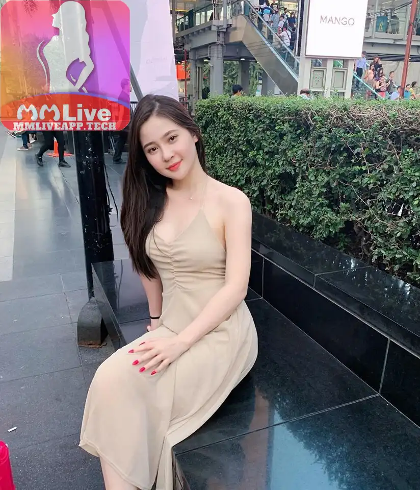 Ảnh hotgirl Thái Thảo Nguyên đẹp lấp lánh