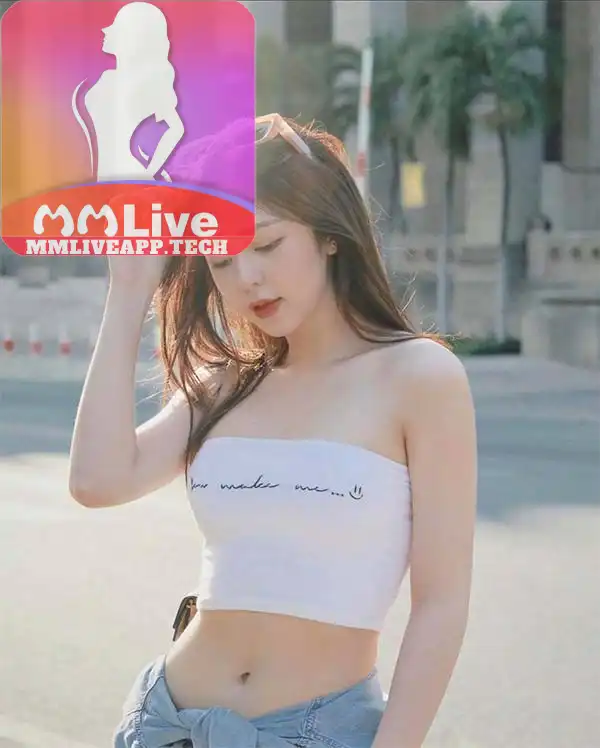 Ảnh liz kim cương bikini khoe body