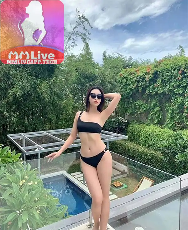 Ảnh lương thùy linh bikini vú to