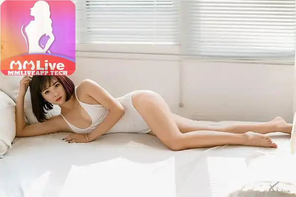 Ảnh hot girl mai linh zuto khoe body