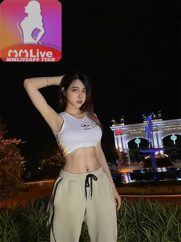 Ảnh hot girl đinh bích nhạn quyến rũ