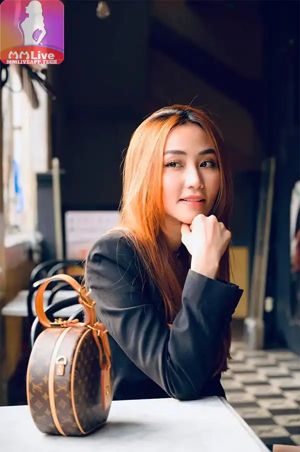 Ảnh hot girl ngân khánh xinh xắn