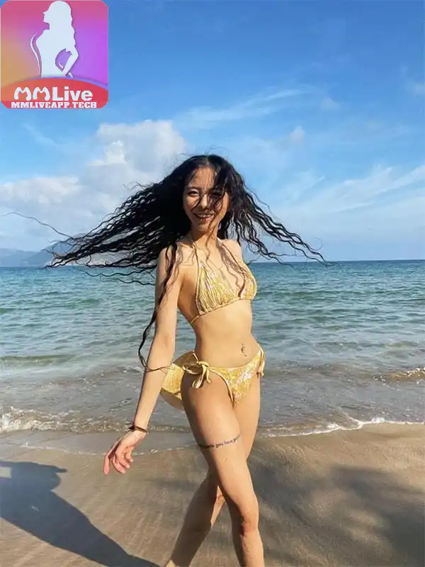 Ảnh hot girl phan hằng bikini xinh tươi