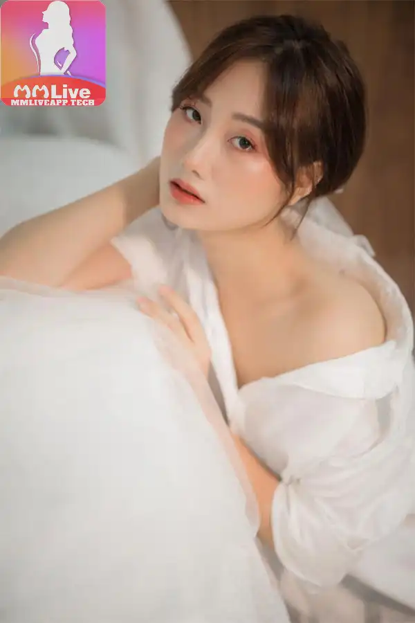 Ảnh hot girl vương khánh ly xinh đẹp