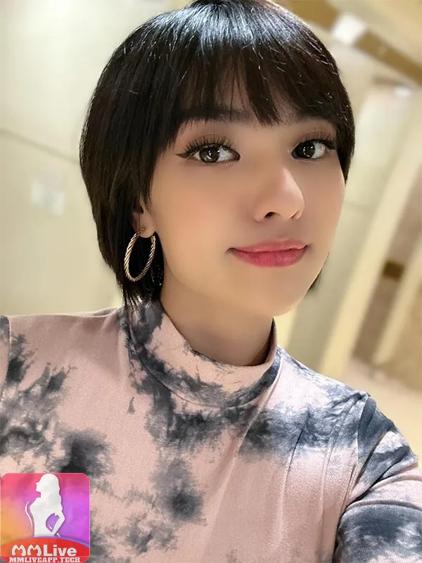 Ảnh hot girl hồng quế 2