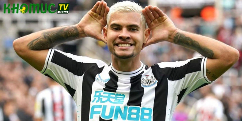 Bruno Guimaraes thi đấu vô cùng ấn tượng cho Newcastle United