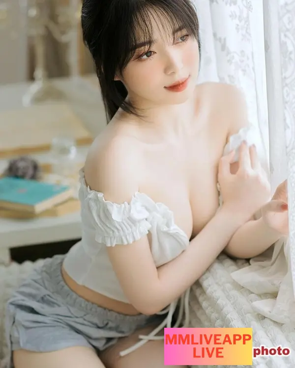 Hotgrl 2k Trang Phạm (Nabi) Hình 8